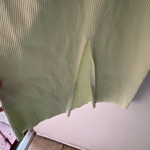 Express dress - Picture 3 of 3